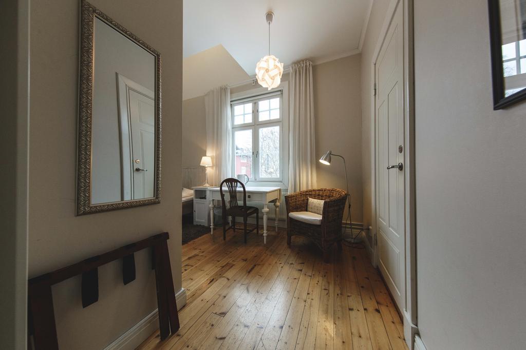 Hotell Pilen Umea Bagian luar foto