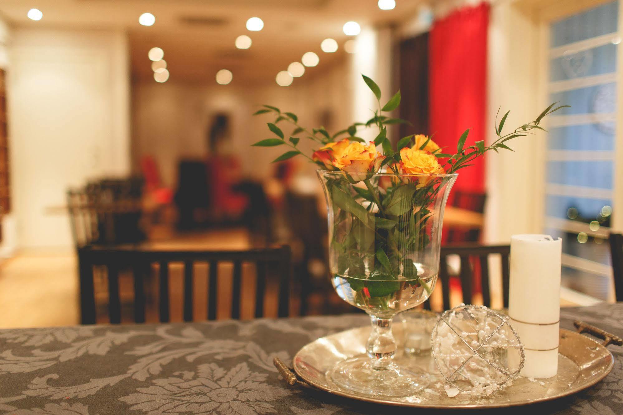 Hotell Pilen Umea Bagian luar foto